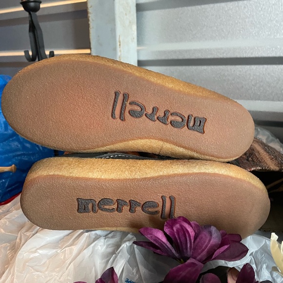 Merrell - Picture 2 of 5
